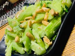 -鑫釜山海鲜烧烤(鑫丰国际店)