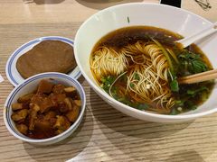蕈油红汤面-君东记本帮面馆(天钥桥路店)