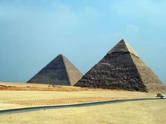 -吉萨金字塔群