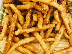 -江城燕子大排档(江汉路步行街店)