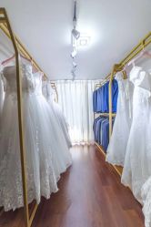 -NaNa婚纱礼服馆
