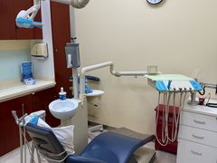 -瑞尔齿科(颐堤港诊所)