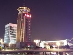 -陆家嘴空中步行连廊