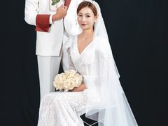 -爱我旅拍婚纱摄影(大理店)