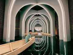 -涨巢·潮玩水疗局