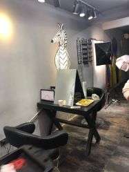 -茶发Salon·烫发染发理发