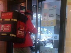 -麦当劳(江湾镇店)