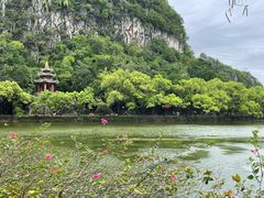 -星湖旅游景区七星岩