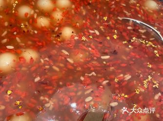 「杭州白金汉爵大酒店」 非常大的一家酒店 装潢金碧辉