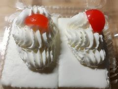 -红宝石·鲜奶小方·海派西点房(南丹店)