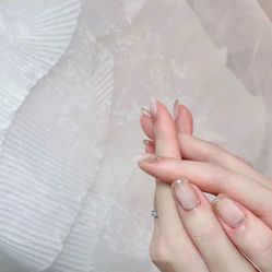 -悦指间美甲美睫