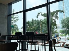 -星巴克(济南美莲广场店)