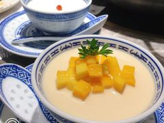 鲜芒果布丁-禄婶鸡煲·打边炉