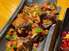 -隔壁老王·家常云南菜(花巷店)