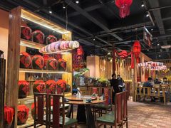 -老滇山寨•云南特色菜•地方菜•民族风情歌舞表演(金碧店)