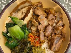 猪软骨剁椒拌饭-流浪地图剁椒卤汁拌饭(未来城购物广场店)