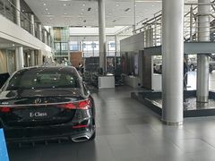 -天津波士信达奔驰4S店(卫津南路店)