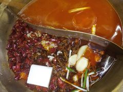 -沸炉重庆老火锅(军事博物馆店)