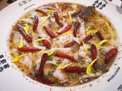 老坛酸菜鲈鱼-渔语鱼酸菜鱼新川菜(万象城店)