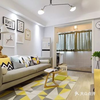 70㎡北欧小家，客厅这软装搭配，也太温馨了吧！