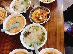 -金枫锅贴(滨江·凯旋门店)