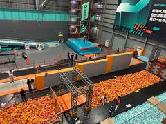 -极限PLAY运动娱乐新世界·团建派对表演休闲馆·室内高空游乐园