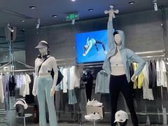 -迪桑特DESCENTE(北京三里屯BLANC店)