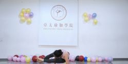 -亚太瑜伽普拉提学院
