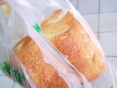 椰蓉面包-钟楼大面包
