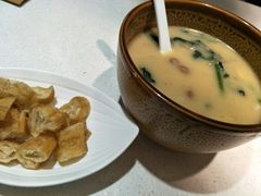 老济南甜沫-闫府私房菜·百年鲁菜(恒隆店)