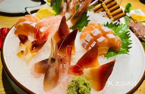 Sashimi Bamboo Platter