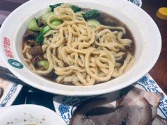 -老天桥酱肉烧饼夹肘子(天桥店)