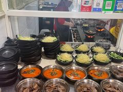 -老秦盖浇饭鸭子饭(回音必小区店)