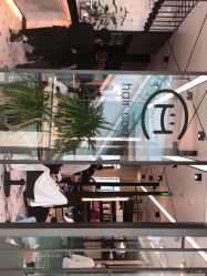 -HAIR CORNER