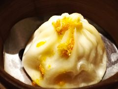 蟹粉小笼汤包-南小馆(迪士尼小镇店)