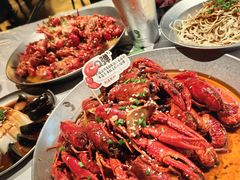 -巴厘龙虾·榜首油焖大虾(音乐学院·沿江酒馆店)