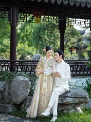 -花田映像婚纱摄影(龙岗店)