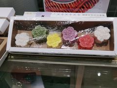 -阮大兴糕团(杭州西湖银泰百货店)