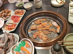 -梨花甄选自助烤肉(小寨原力场店)