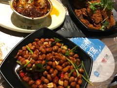 -巴厘龙虾·榜首油焖大虾(音乐学院·沿江酒馆店)
