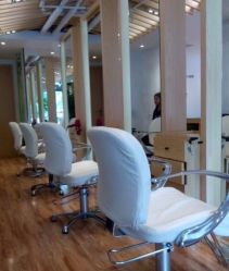 -简法造型·品牌形象店