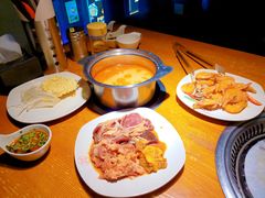-韩大地海鲜自助烧烤城(黄兴路步行街店)