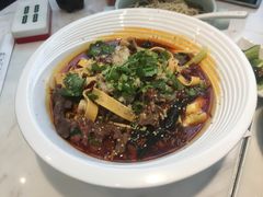 -成都你六姐·牛肉冒菜·麻辣香锅(长泰广场店)