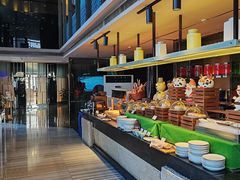 -唐拉雅秀酒店-西锦汇空中BBQ·思创餐厅