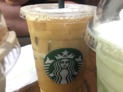 -星巴克(南京新百店)