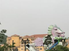 -平湖九龙山乐满地水上乐园