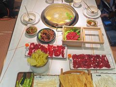 -牛人日志·鲜牛肉骨汤火锅(万科里瑧店)