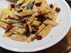 -黄泥岗·地道湖北菜(奥特莱斯店)