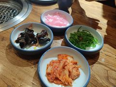 -明洞阿姨·韩式酱蟹烤肉·创意料理(三元桥店)