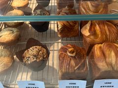 -VERIE BAKEHOUSE